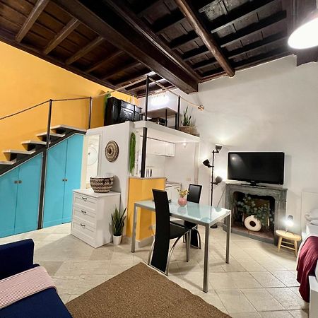 Appartamento Charming Navona 3 Roma Esterno foto